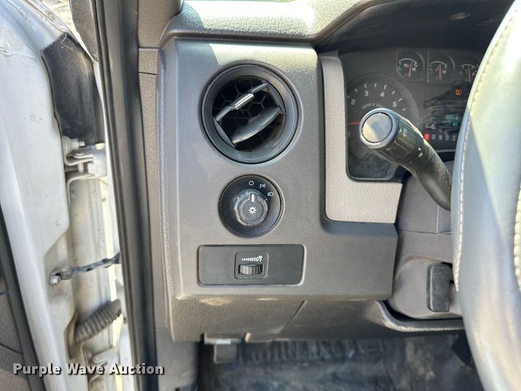 image for item OM9315 2010 Ford F150 SuperCrew pickup truck