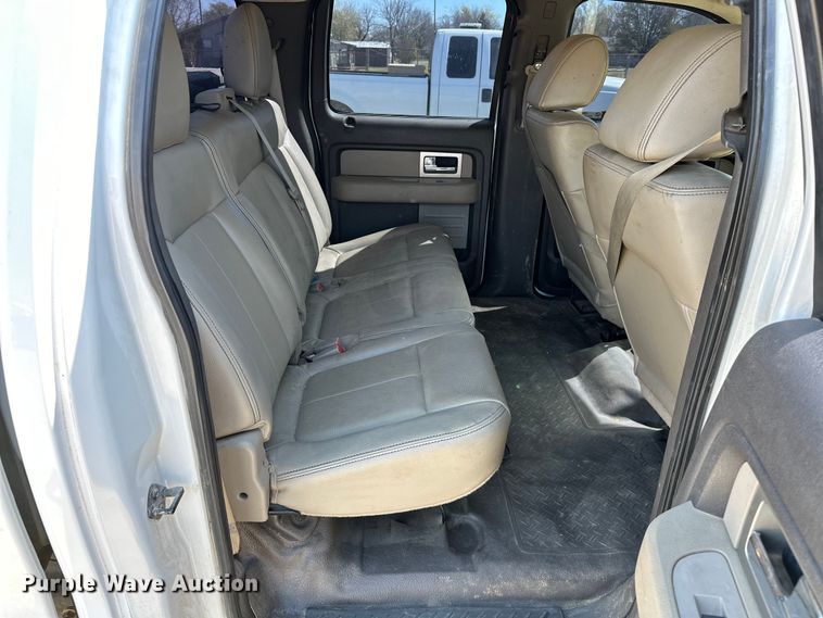 image for item OM9315 2010 Ford F150 SuperCrew pickup truck