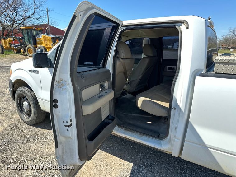 image for item OM9315 2010 Ford F150 SuperCrew pickup truck