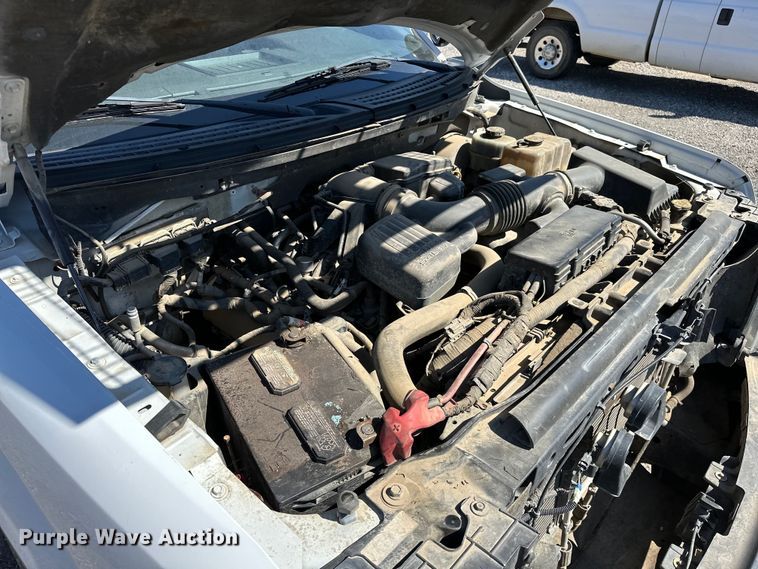 image for item OM9315 2010 Ford F150 SuperCrew pickup truck