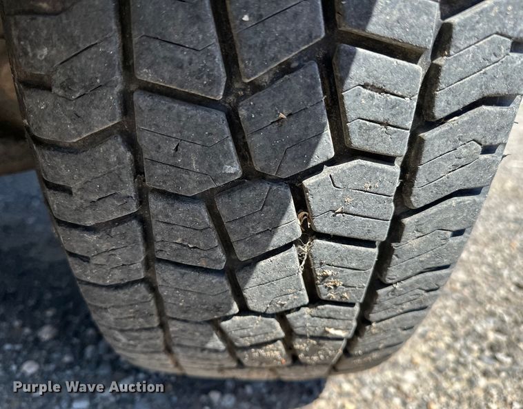 image for item OM9315 2010 Ford F150 SuperCrew pickup truck