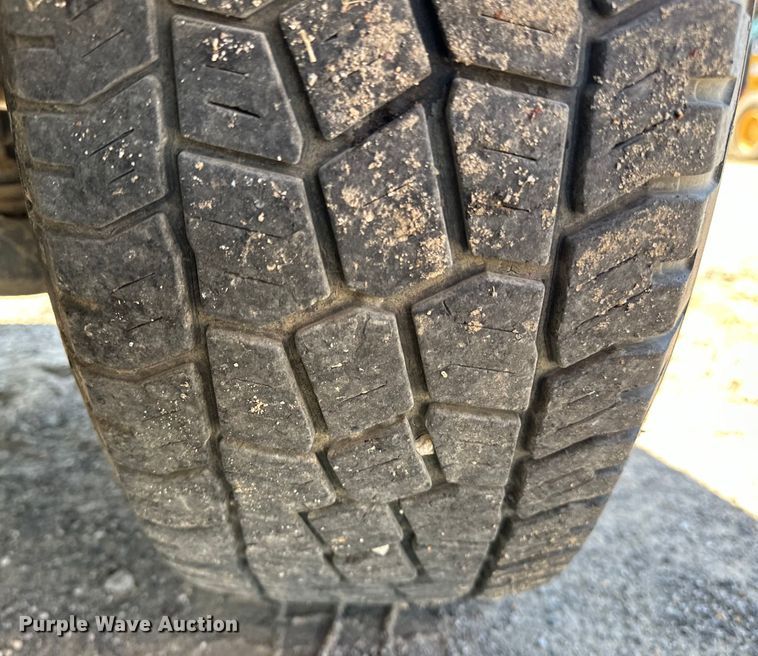 image for item OM9315 2010 Ford F150 SuperCrew pickup truck