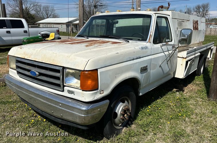 image for item OM9316 1988 Ford F350 sewer jetter truck