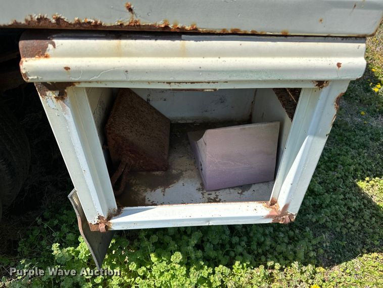 image for item OM9316 1988 Ford F350 sewer jetter truck