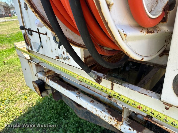image for item OM9316 1988 Ford F350 sewer jetter truck
