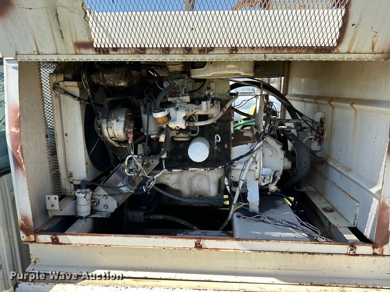 image for item OM9316 1988 Ford F350 sewer jetter truck