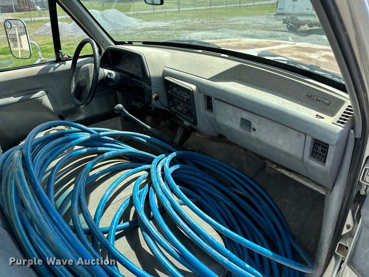 image for item OM9316 1988 Ford F350 sewer jetter truck