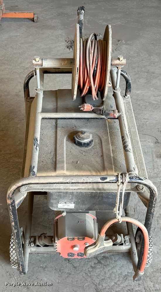 image for item OM9319 Homelite  4400HD generator