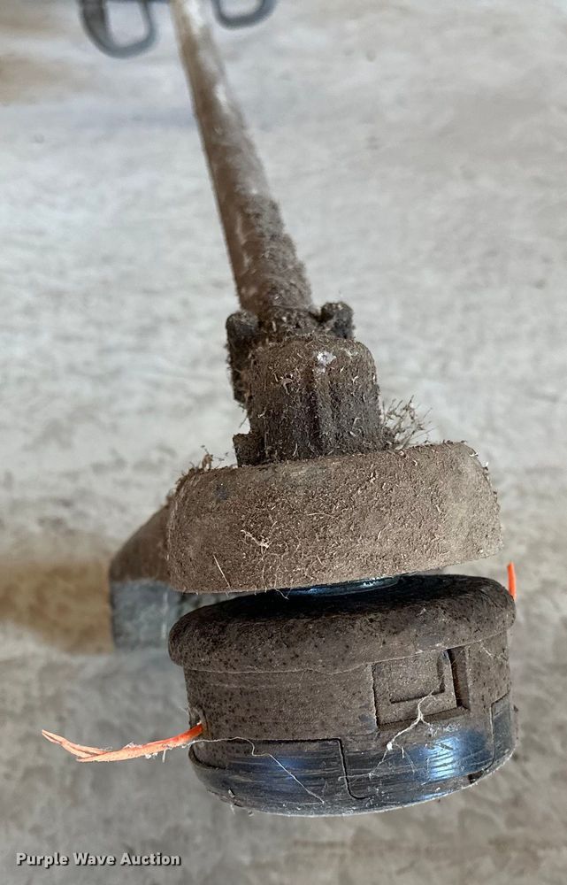 image for item OM9320 Lawn tools