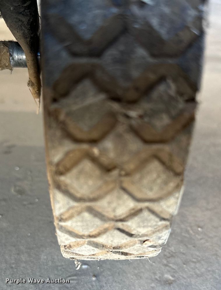 image for item OM9321 (2) heaters