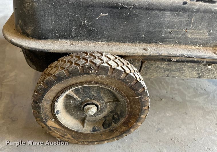 image for item OM9321 (2) heaters