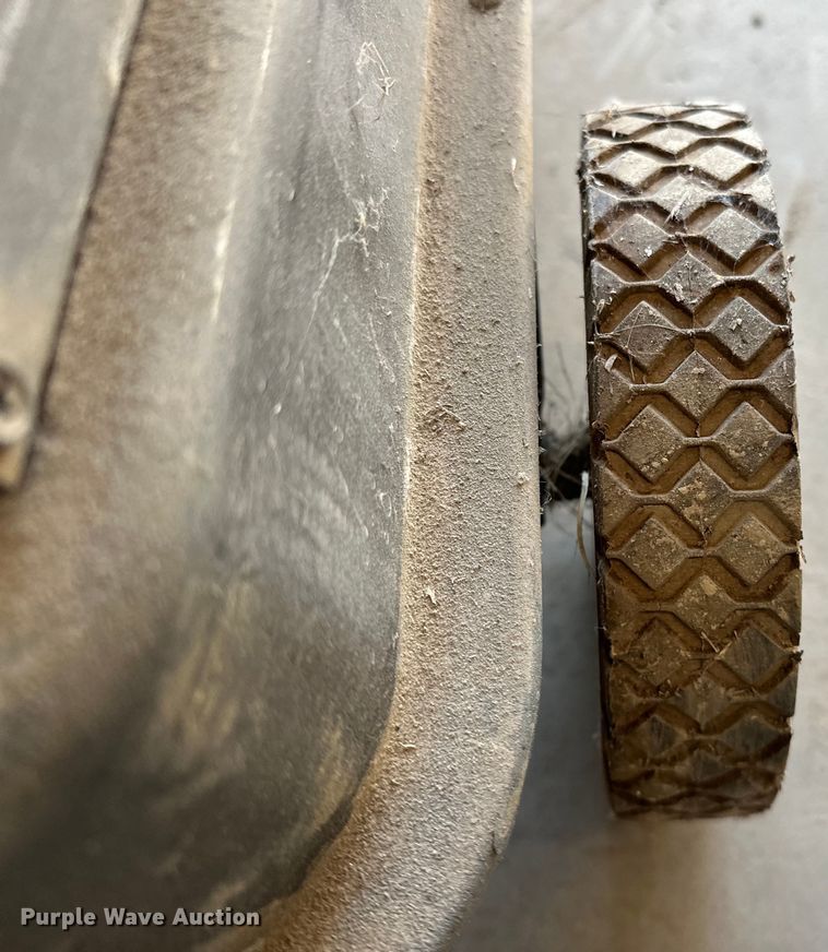 image for item OM9321 (2) heaters