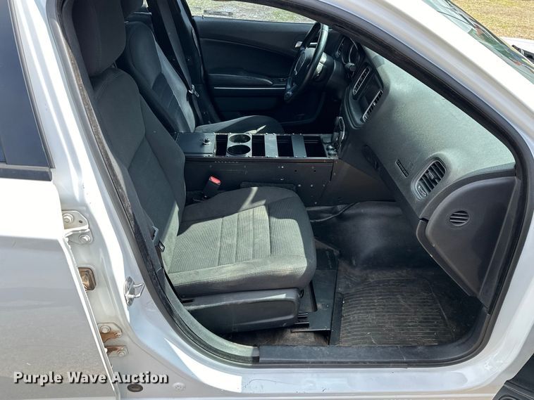 image for item OM9352 2015 Dodge  Charger Police 