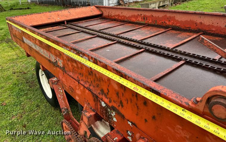 image for item OM9353 Bermuda King  394 sprig planter 