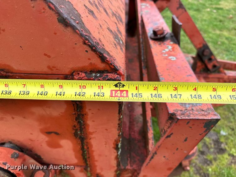 image for item OM9353 Bermuda King  394 sprig planter 