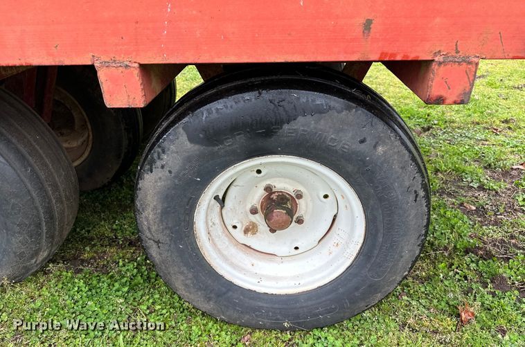 image for item OM9353 Bermuda King  394 sprig planter 