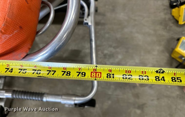 image for item OM9372 Medical equipment 