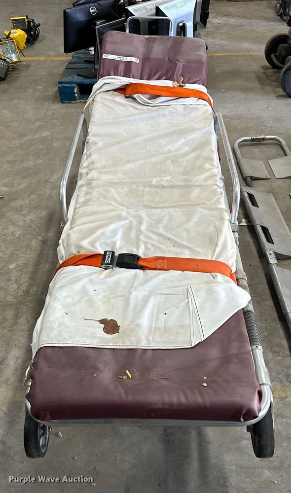 image for item OM9373 Medical equipment 