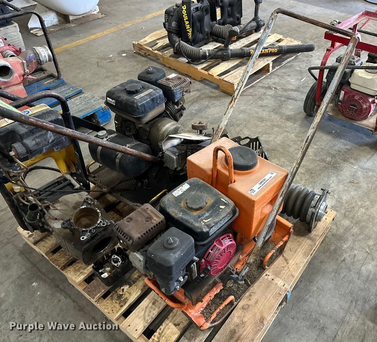 image for item OM9381 (2) plate compactors 