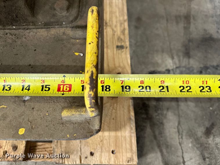 image for item OM9381 (2) plate compactors 