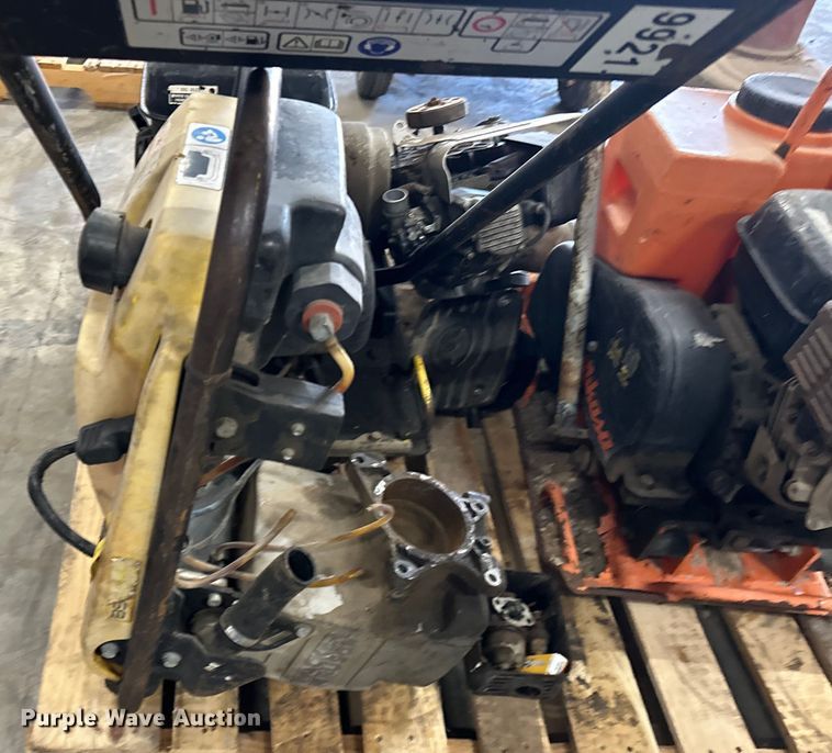 image for item OM9381 (2) plate compactors 