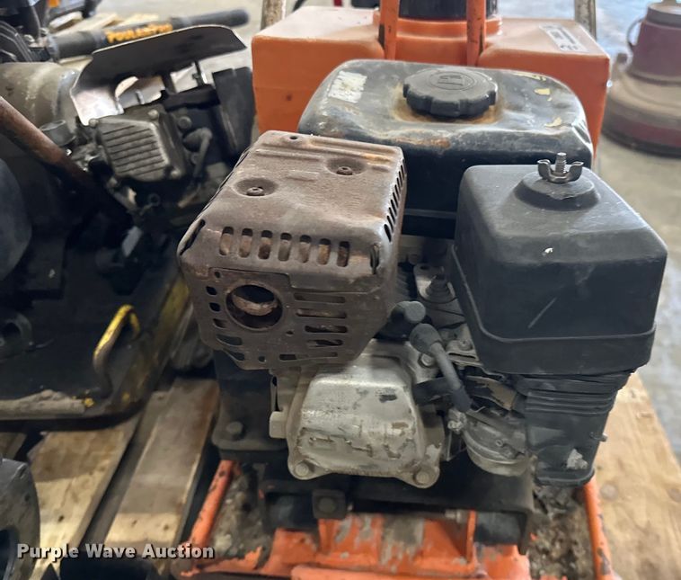 image for item OM9381 (2) plate compactors 