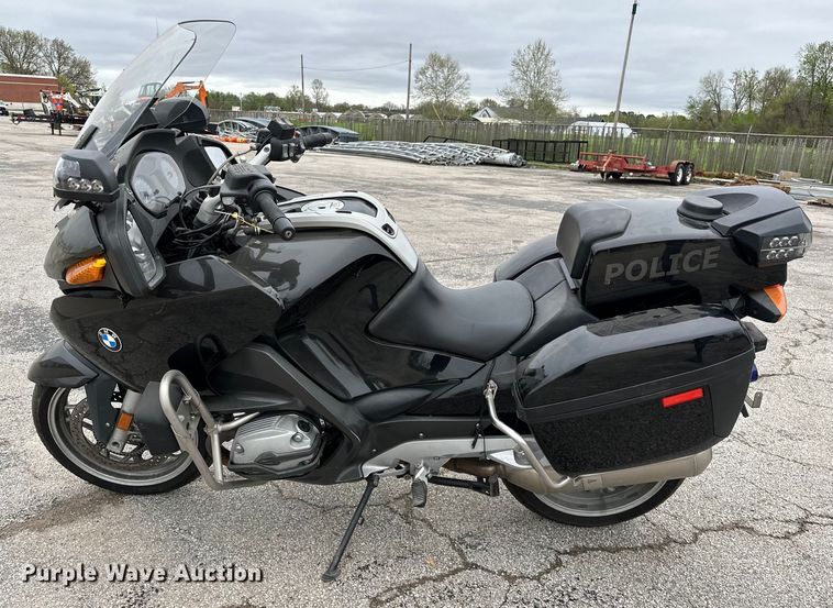 image for item OM9389 2009 BMW R1200RT motorcycle