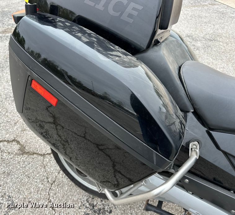 image for item OM9389 2009 BMW R1200RT motorcycle