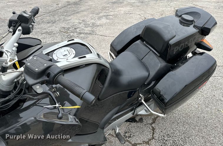 image for item OM9389 2009 BMW R1200RT motorcycle