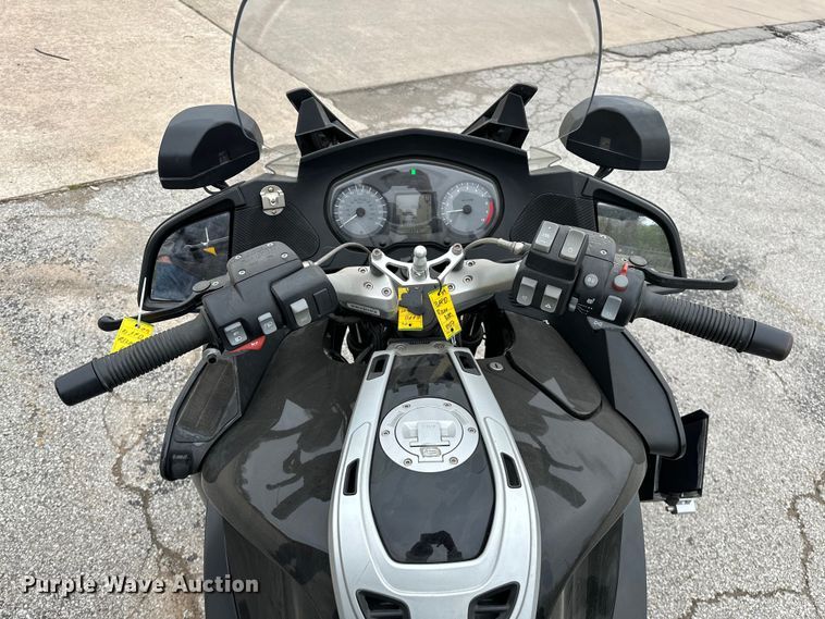 image for item OM9389 2009 BMW R1200RT motorcycle