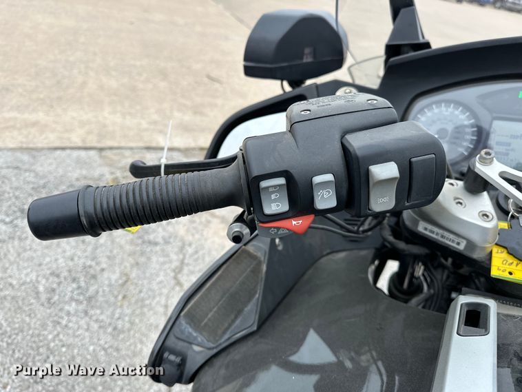 image for item OM9389 2009 BMW R1200RT motorcycle