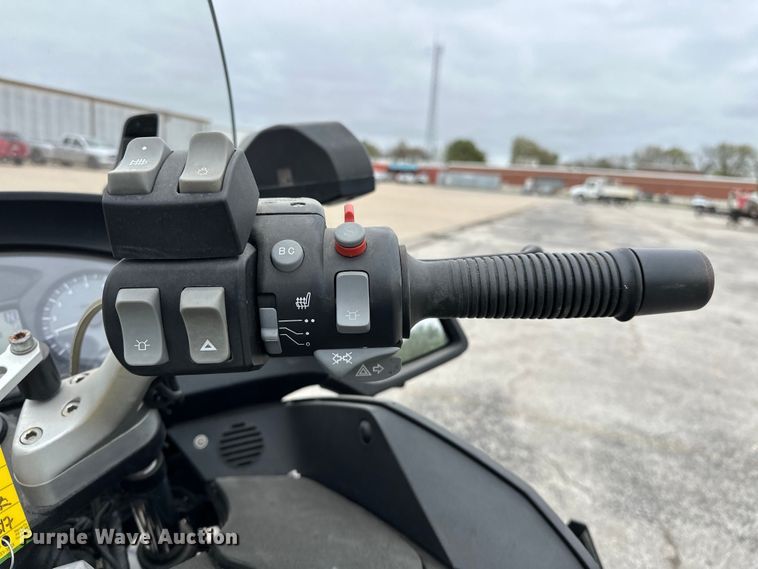 image for item OM9389 2009 BMW R1200RT motorcycle