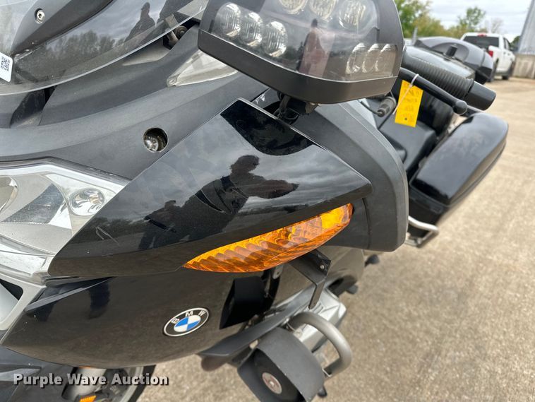 image for item OM9390 2007 BMW  R1200RT motorcycle