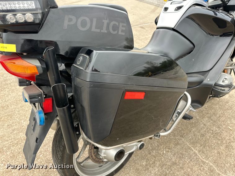 image for item OM9390 2007 BMW  R1200RT motorcycle