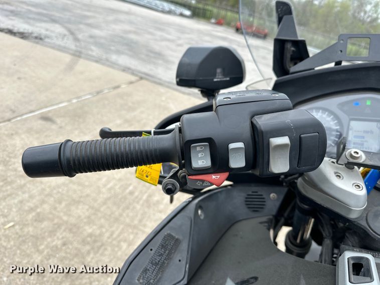 image for item OM9390 2007 BMW  R1200RT motorcycle