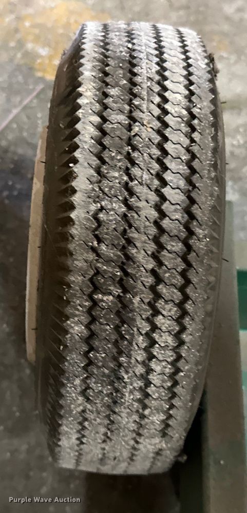 image for item OM9393 Greenlee 6001 Super Tugger  cable puller