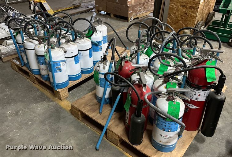 image for item OM9394 (34) fire extinguishers