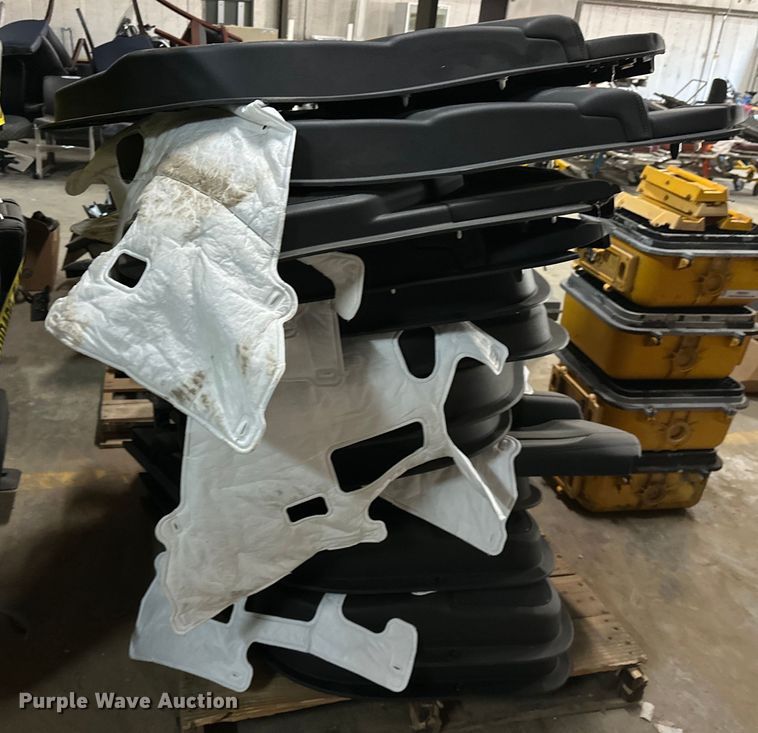 image for item OM9402 2023 Chevrolet Tahoe parts