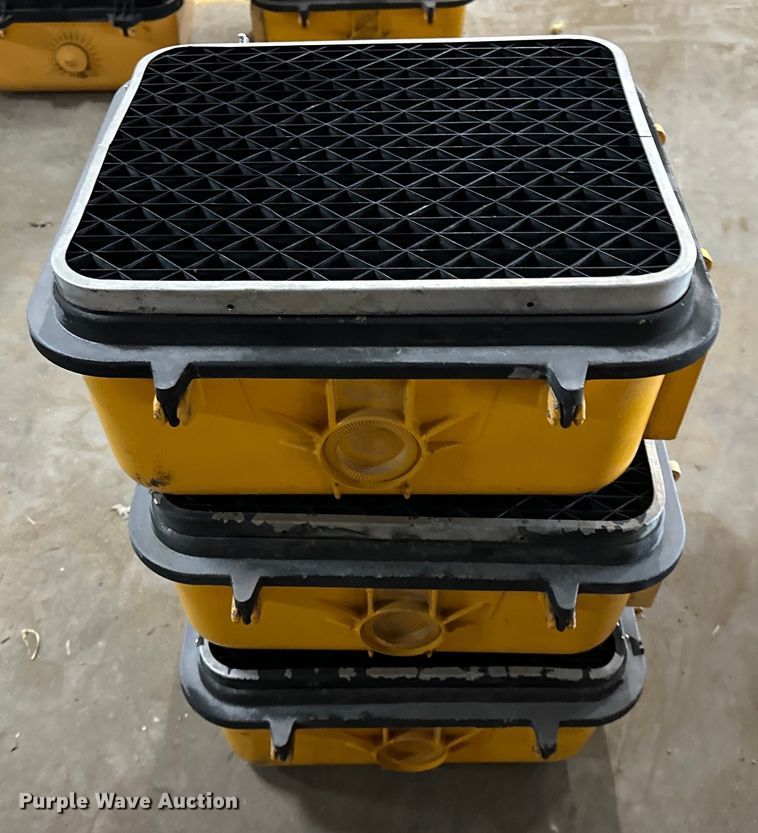 image for item OM9417 (3) pedestrian signal housings