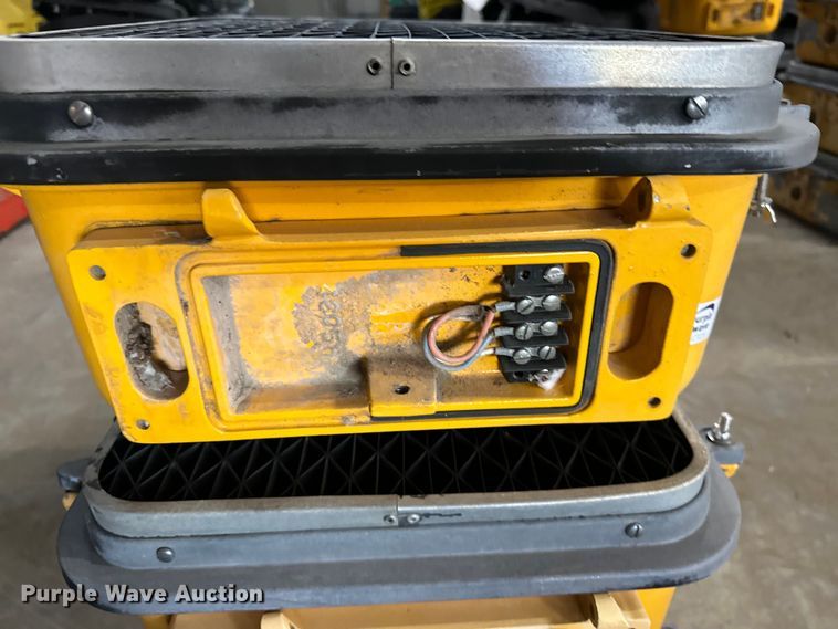 image for item OM9417 (3) pedestrian signal housings