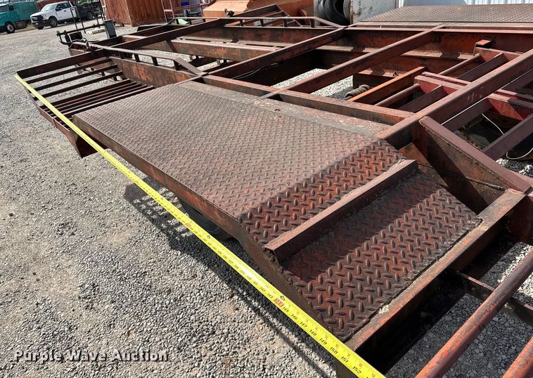 image for item OM9939 Combine trailer