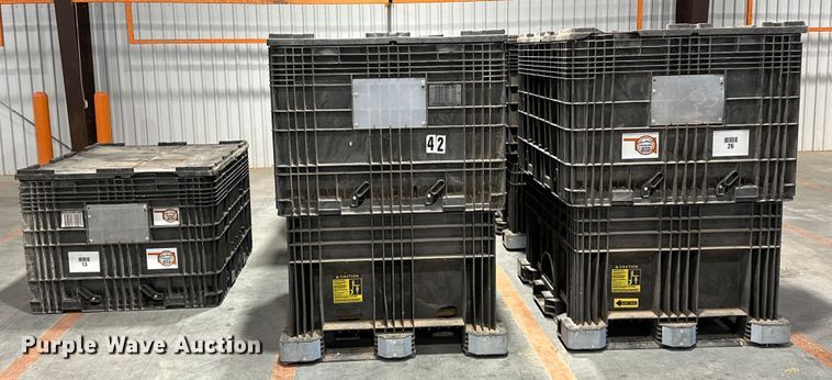 image for item OM9942 (4) Buckhorn CenterFlow bulk seed boxes