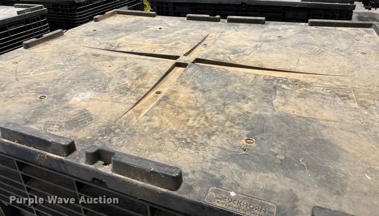 image for item OM9942 (4) Buckhorn CenterFlow bulk seed boxes