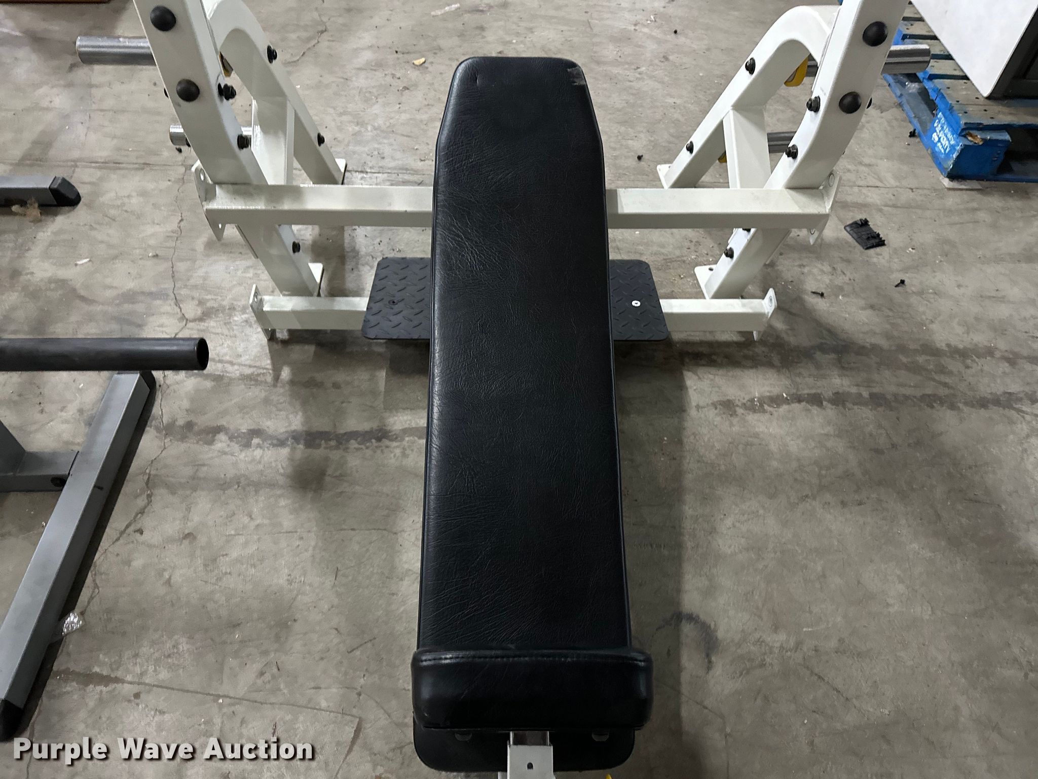 Workout equipment in BROKEN ARROW, OK Item OM9384 for sale Purple Wave