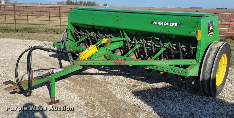 image for item DG0588 John Deere 450 grain drill