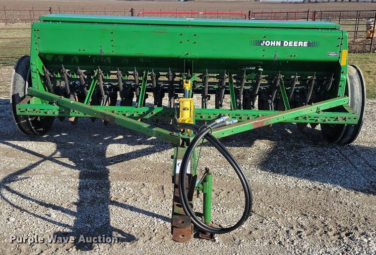 image for item DG0588 John Deere 450 grain drill