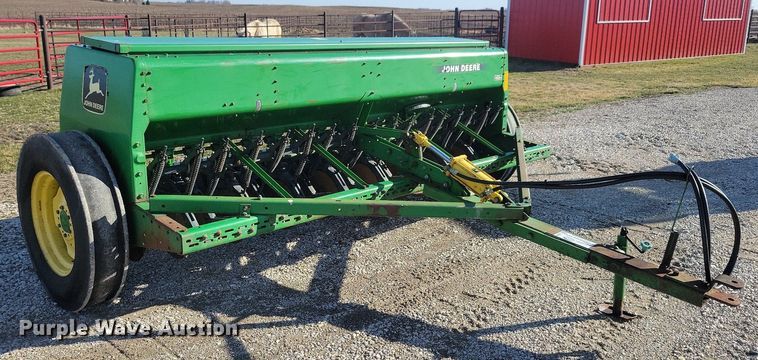 image for item DG0588 John Deere 450 grain drill