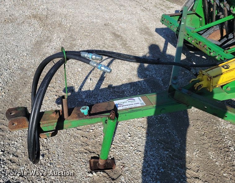 image for item DG0588 John Deere 450 grain drill