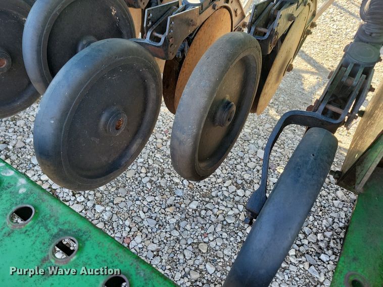 image for item DG0588 John Deere 450 grain drill