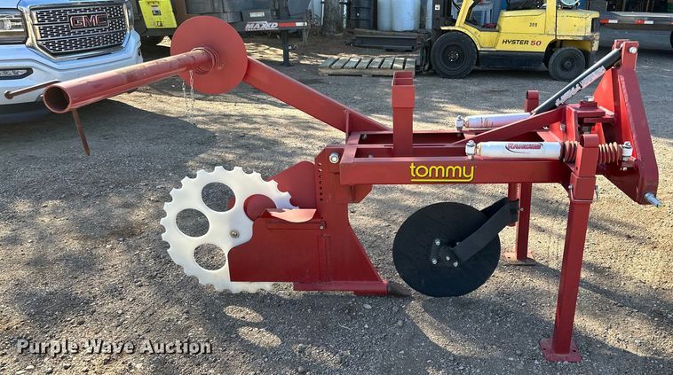 image for item DG4326 Tommy silt fence plow